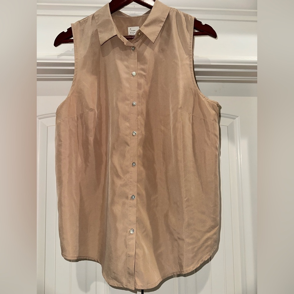 A New Day Sleeveless Button-Down Top | Camel size large - Picture 4 of 5